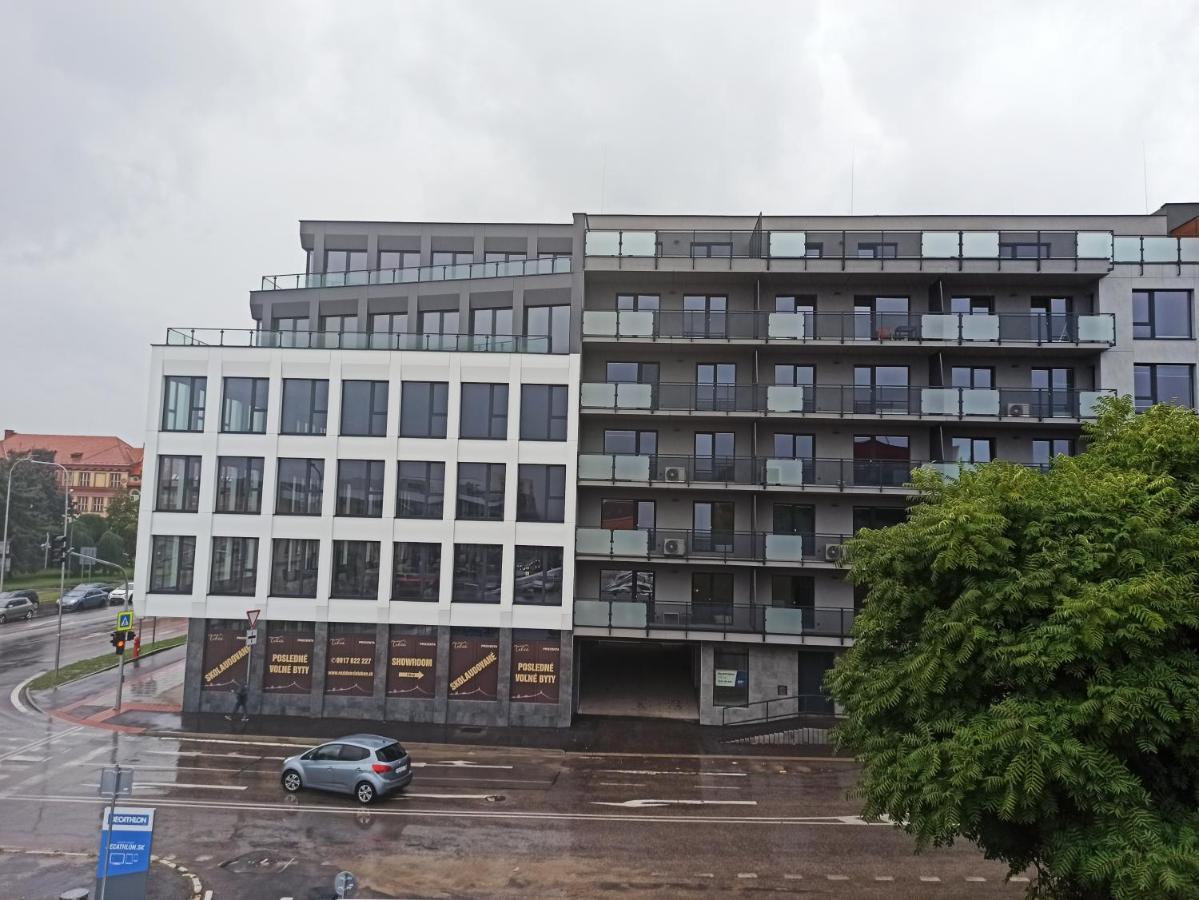Taban Halifax Apartment - City Center & Free Parking Nitra Luaran gambar